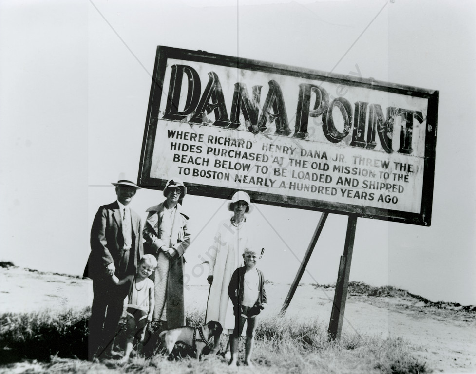 The Hambly and Burrus family in Dana Point, 1930s